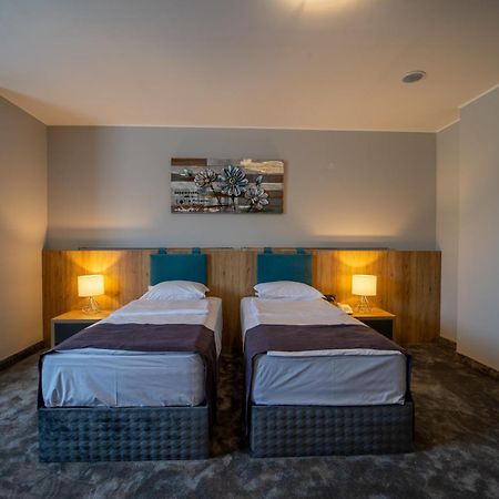Hotel Caesar 2 Kyrdżali Zewnętrze zdjęcie