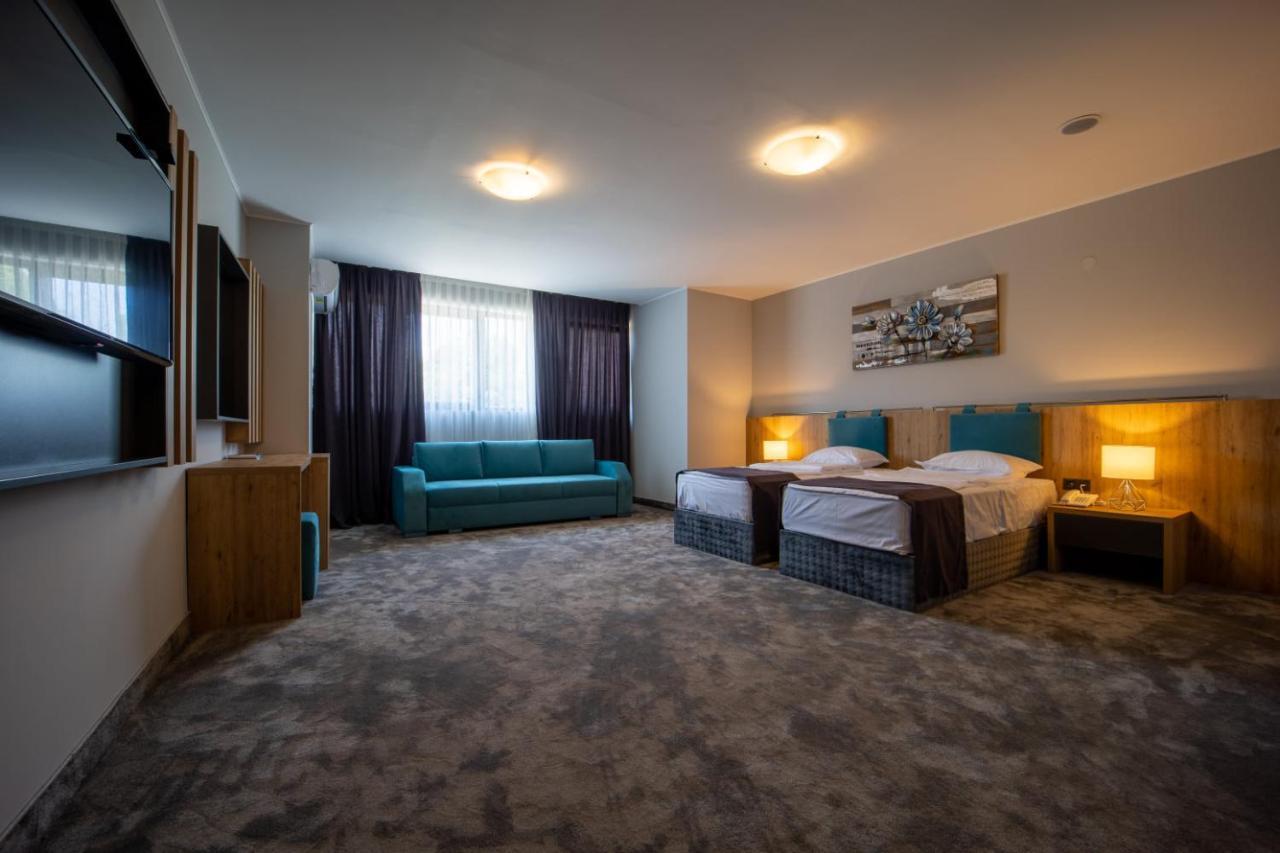 Hotel Caesar 2 Kyrdżali Zewnętrze zdjęcie